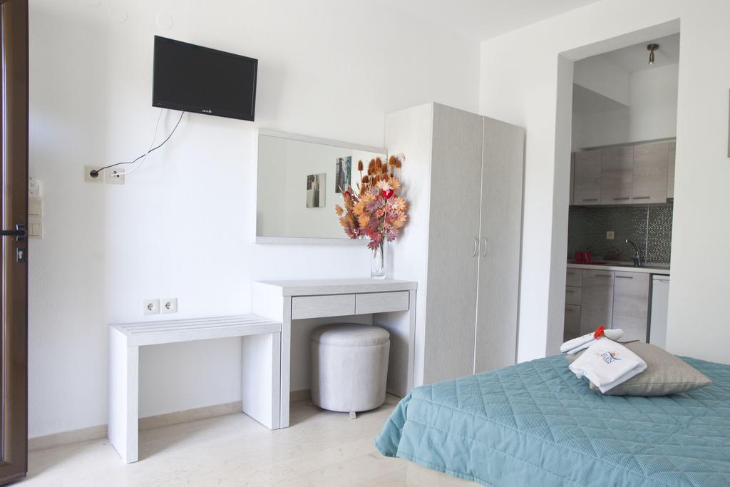 Sunelen Studios Nea Vrasna Room photo